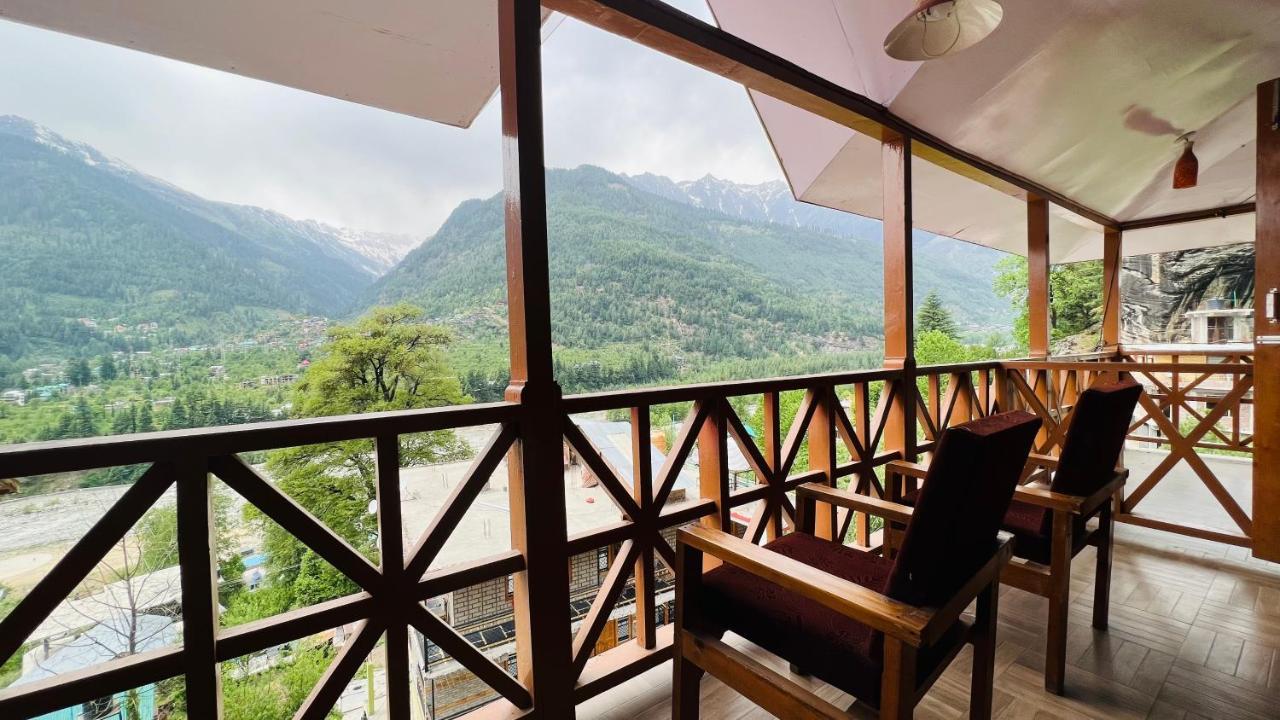 Hotel Hollywood - Top Rated & Most Awarded Property In Manali Экстерьер фото